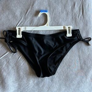 Womens black bikini bottoms, Size large